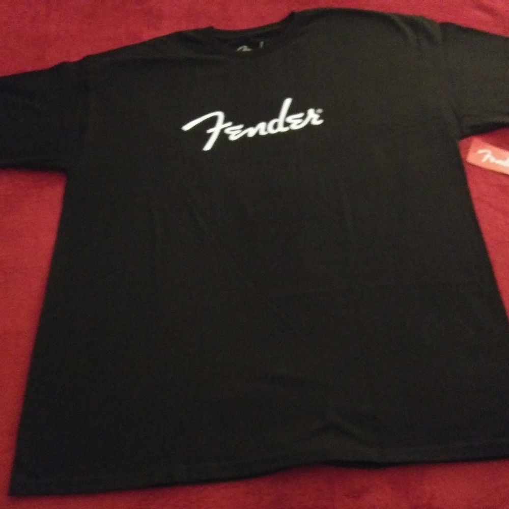 FENDER TEE-SHIRT / T-SHIRT (sz: XLG)